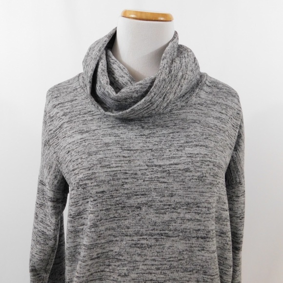 Athleta Pullover - Picture 4 of 8